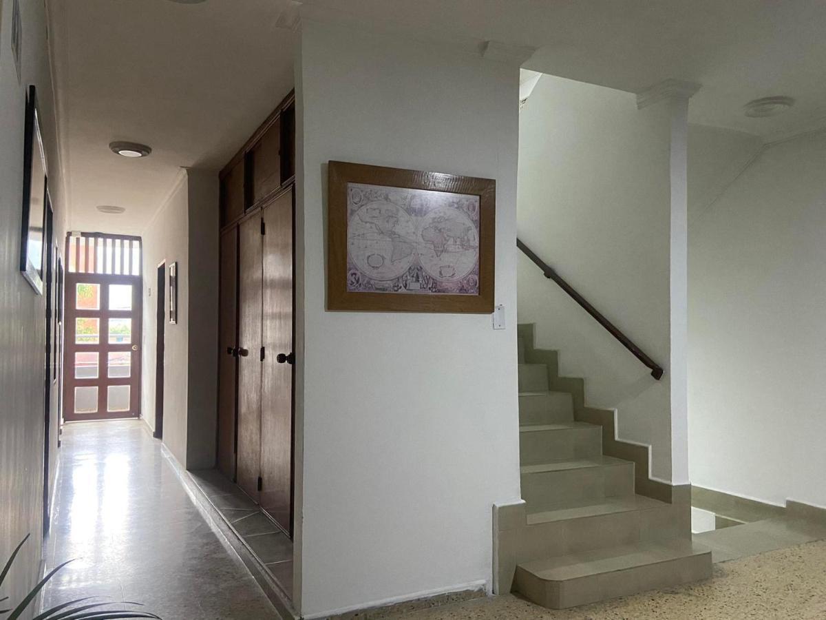 Hotel Caldas Plaza Екстериор снимка